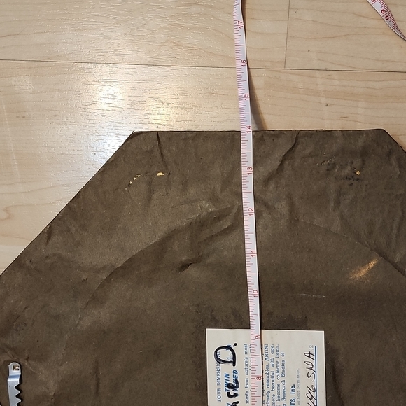 Artini Engraving Twin Hand Painted Etched 4-D - Picture 7 of 14